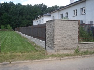 montaż ogrodzenia