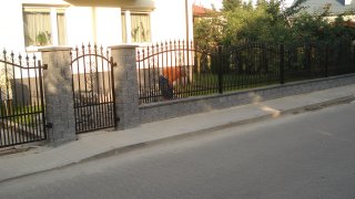 realizacja ogrodzenia w Warszawie